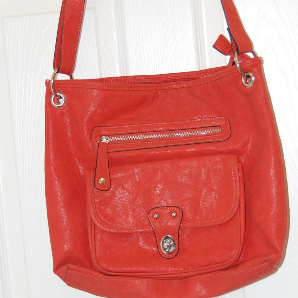 Bueno Salmon Faux Leather Shoulder Bag 14" x 12" W/29" Double Adjustable Strap - Picture 2 of 13